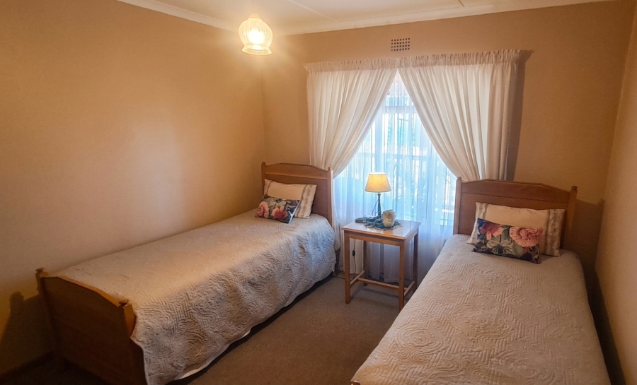 4 Bedroom Property for Sale in Saldanha Heights Western Cape